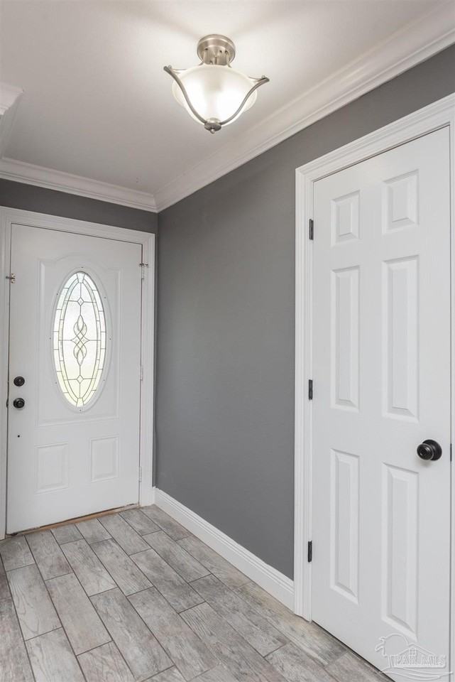 8240 Tempest Dr - Photo 3 of 28