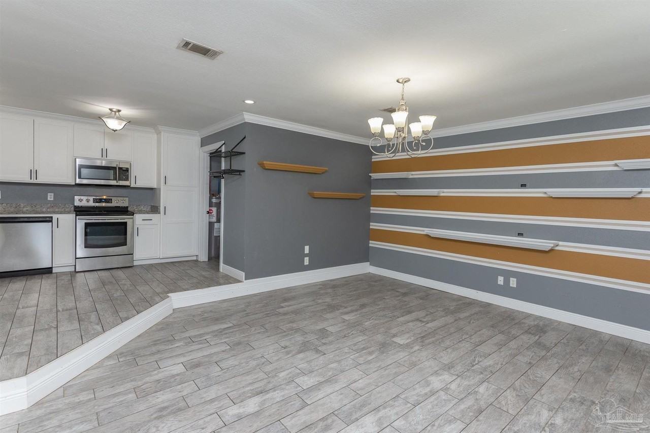 8240 Tempest Dr - Photo 4 of 28
