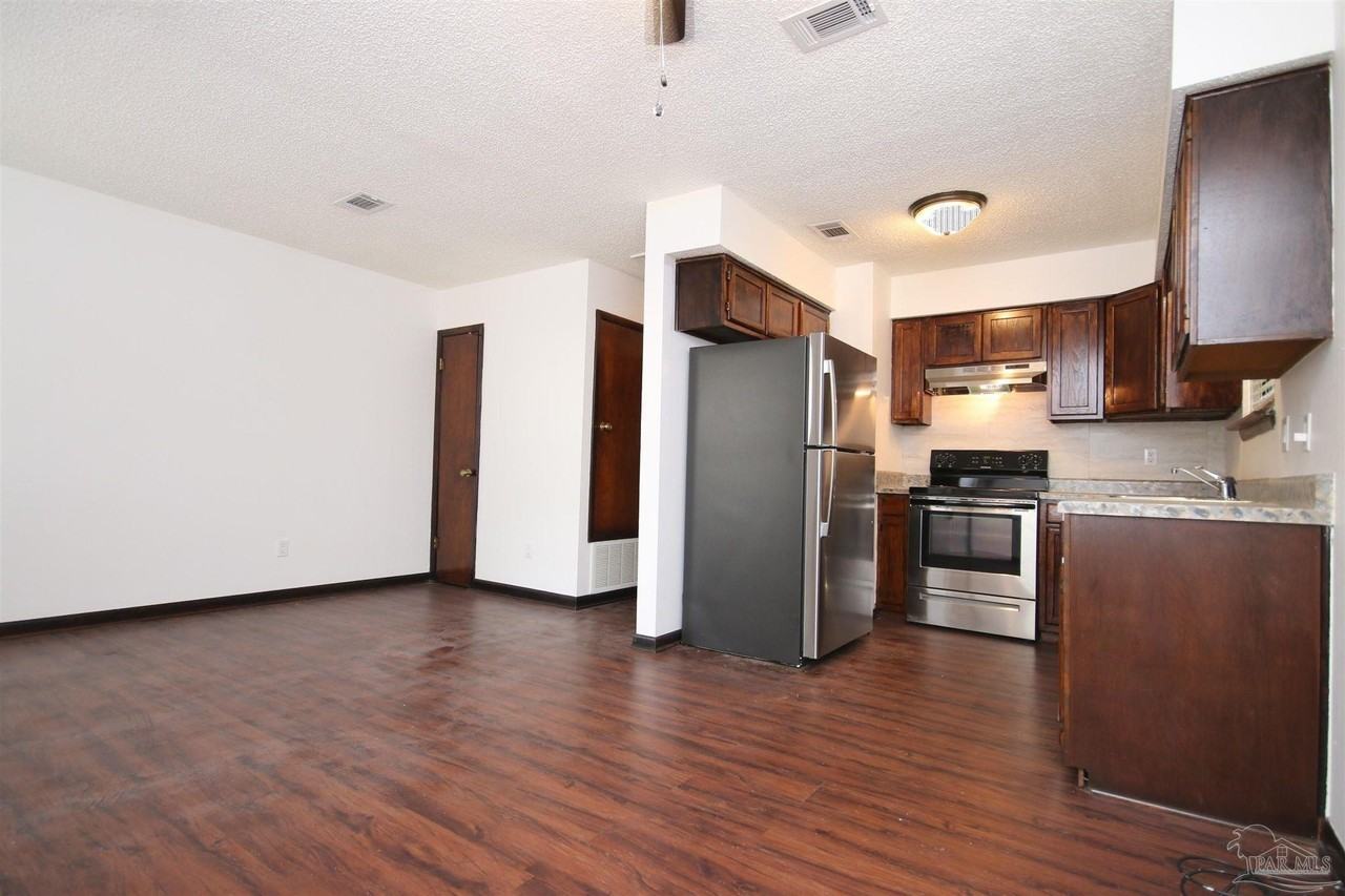 1455 Acorn Ln #F - Photo 3 of 16