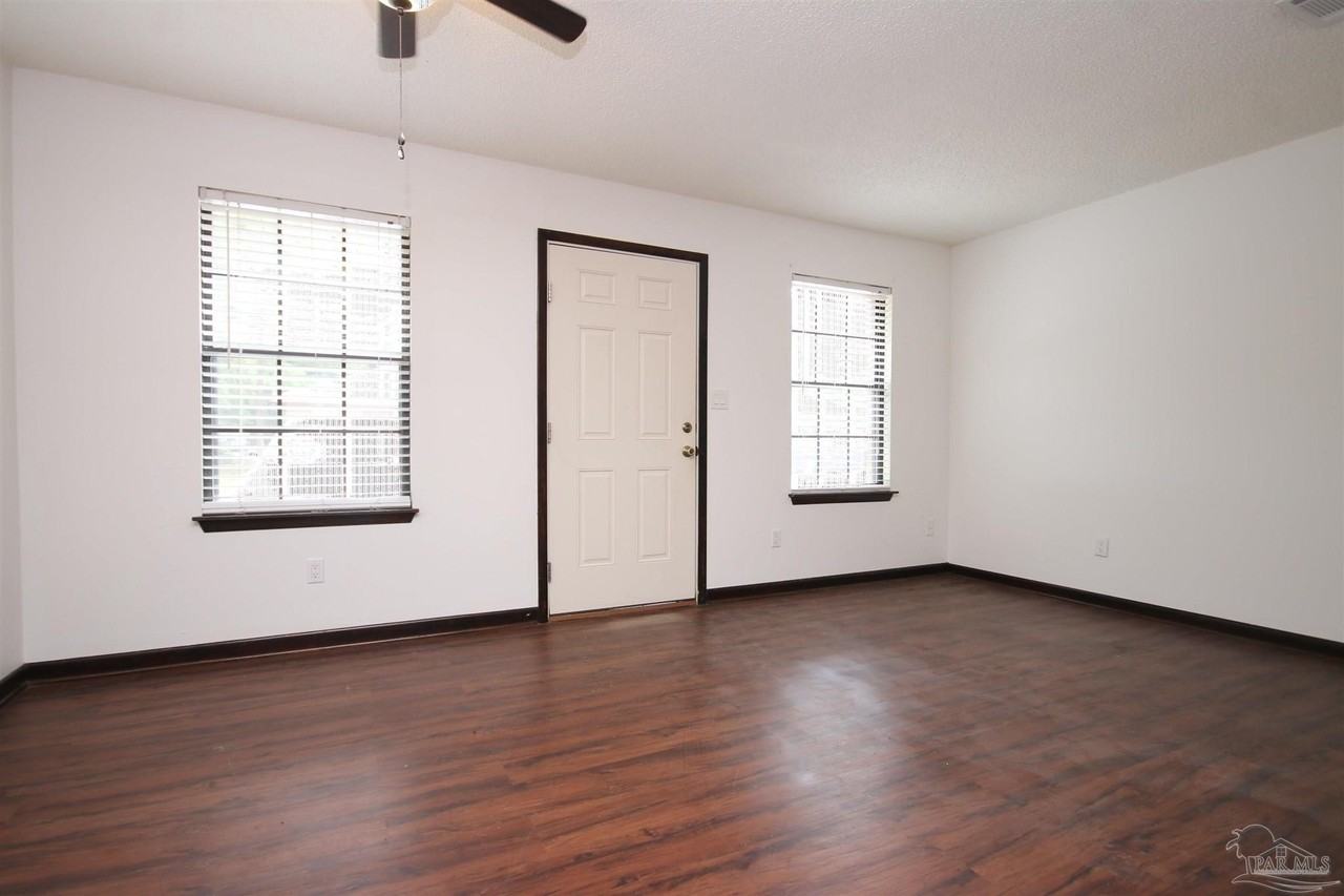 1455 Acorn Ln #F - Photo 5 of 16