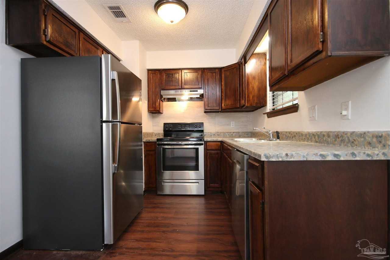 1455 Acorn Ln #F - Photo 7 of 16