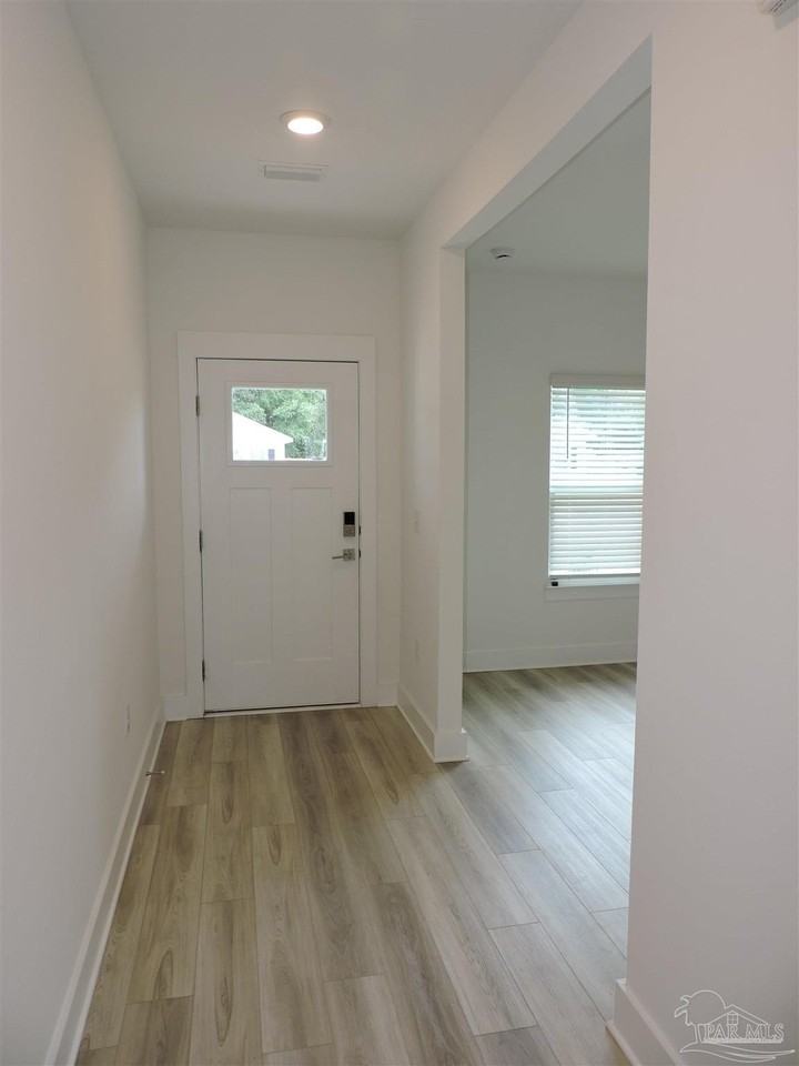 6521 Paso Fino Dr - Photo 2 of 32
