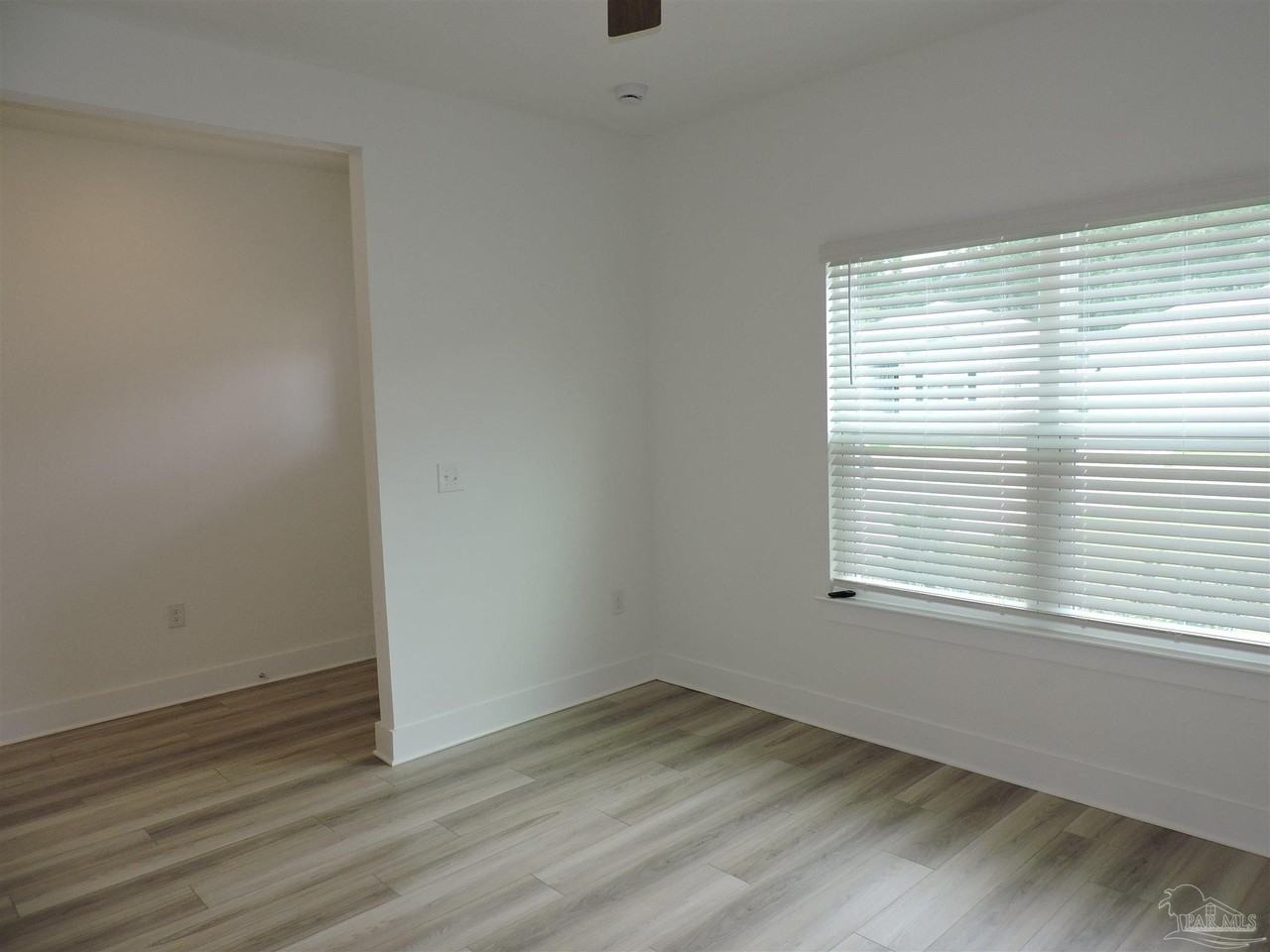 6521 Paso Fino Dr - Photo 3 of 32