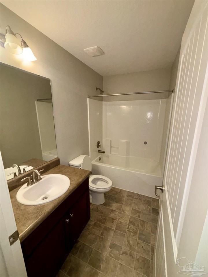 6169 Autumn Pines Cir - Photo 7 of 25