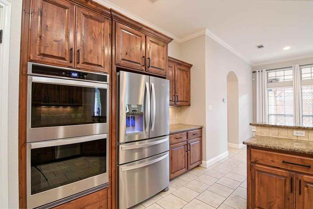 5508 La Jolla Cv - Photo 6 of 38
