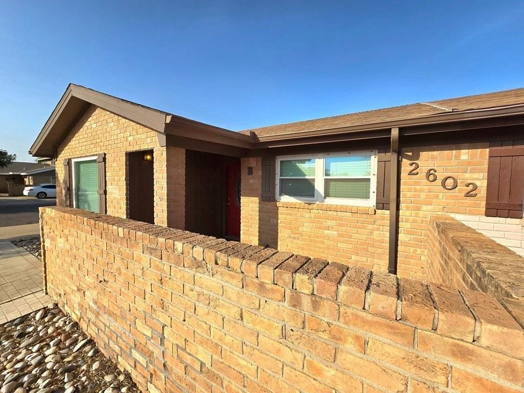 2602 N Pecos St #A - Photo 3 of 26
