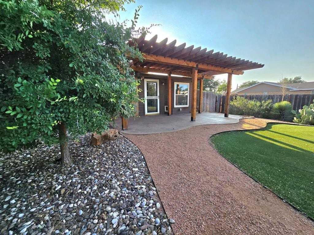 2602 N Pecos St #A - Photo 5 of 26