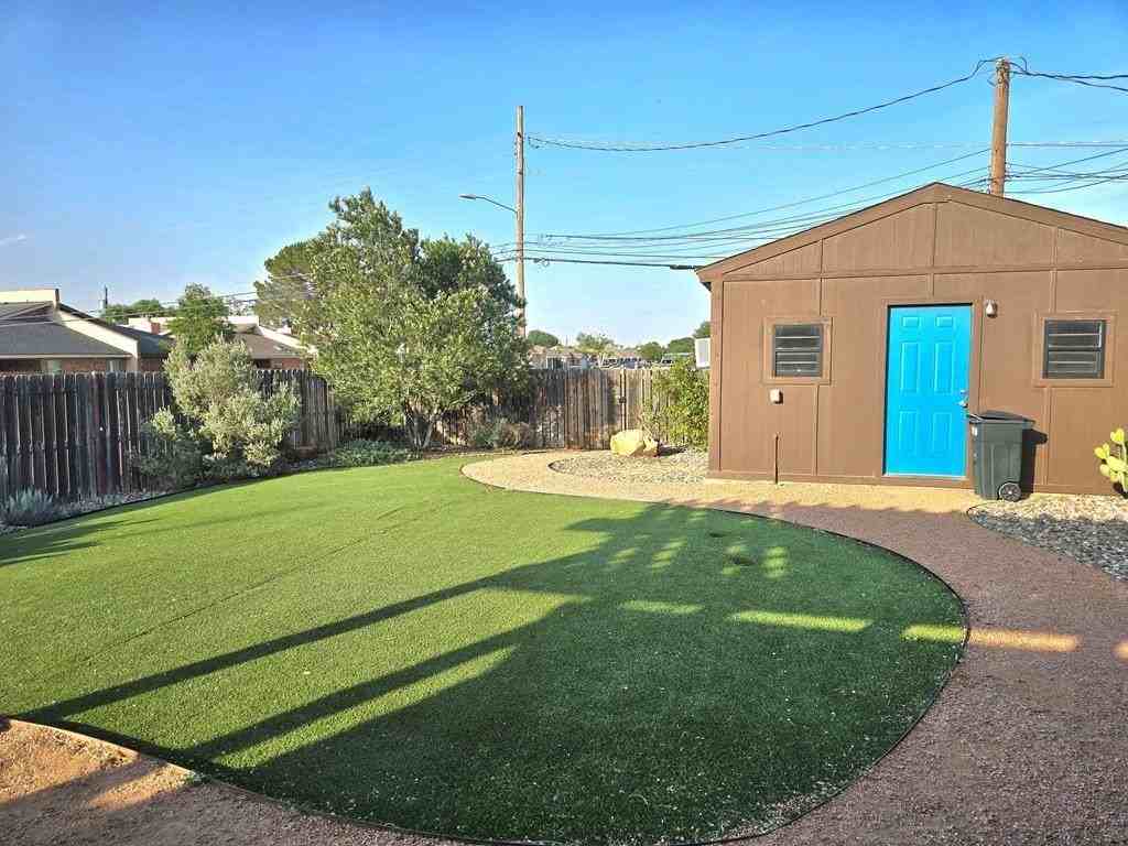 2602 N Pecos St #A - Photo 6 of 26