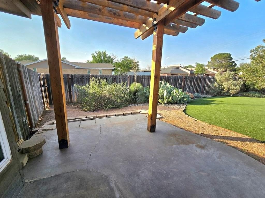 2602 N Pecos St #A - Photo 7 of 26