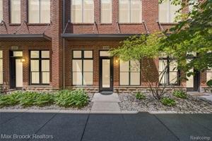 featured image of 420 Lewis Ct