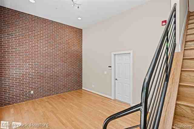 420 Lewis Ct - Photo 7 of 41