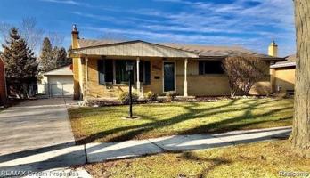 featured image of 14917 Fairway St