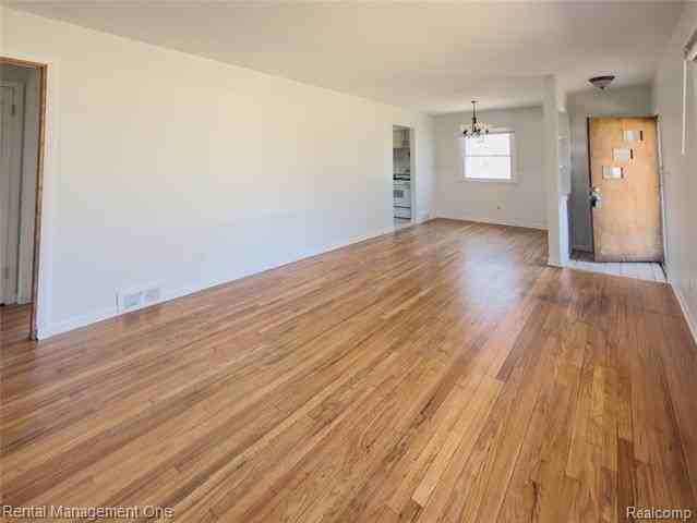 2419 Walter Dr - Photo 3 of 28