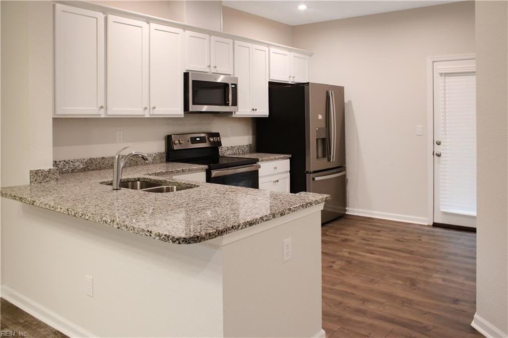 3111 Burlington St - Photo 6 of 18