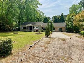 201 Frank Dr - Photo 1 of 1