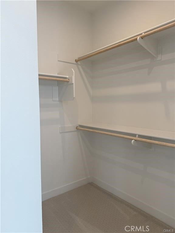 677 S Lyon St - Photo 5 of 8
