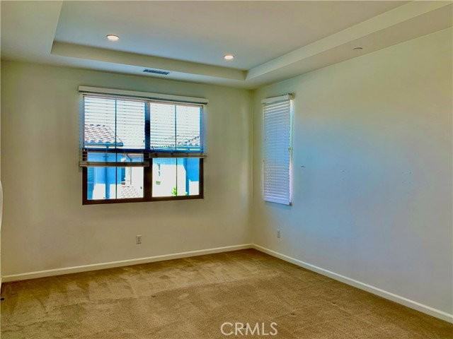 112 Breakwater - Photo 4 of 8