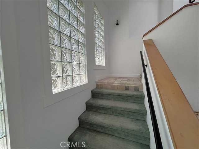 1938 Westminster Ave - Photo 3 of 8