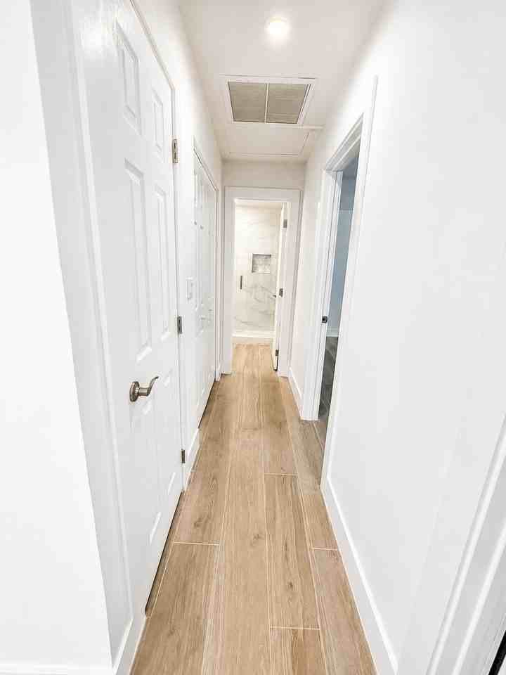 2104 Dock St #1 - Photo 4 of 9