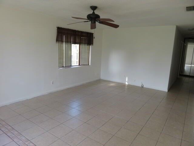 134 Nw Peach St - Photo 2 of 21