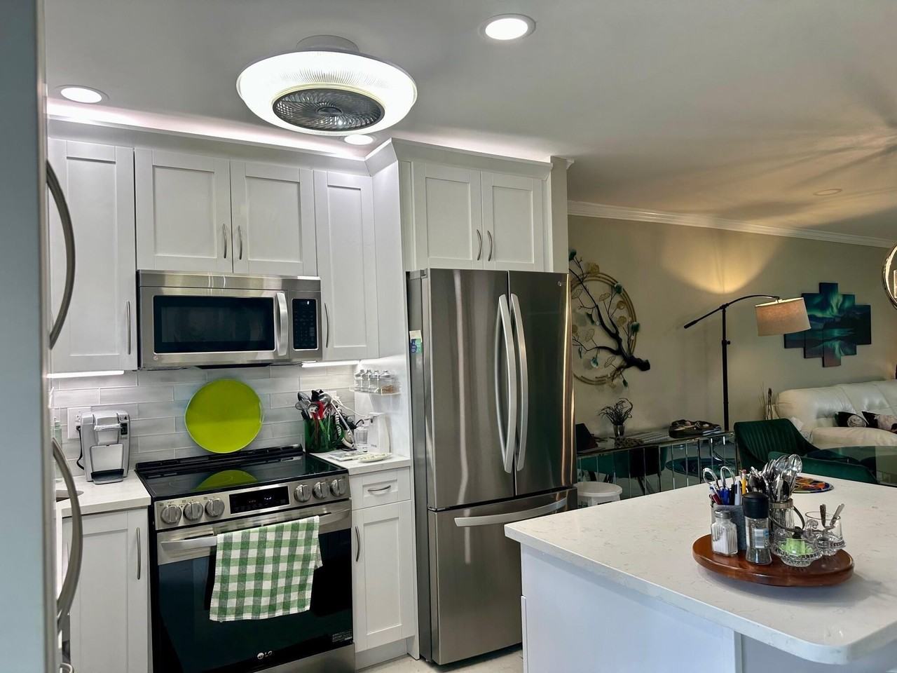 2721 Garden Dr N #105 - Photo 7 of 24