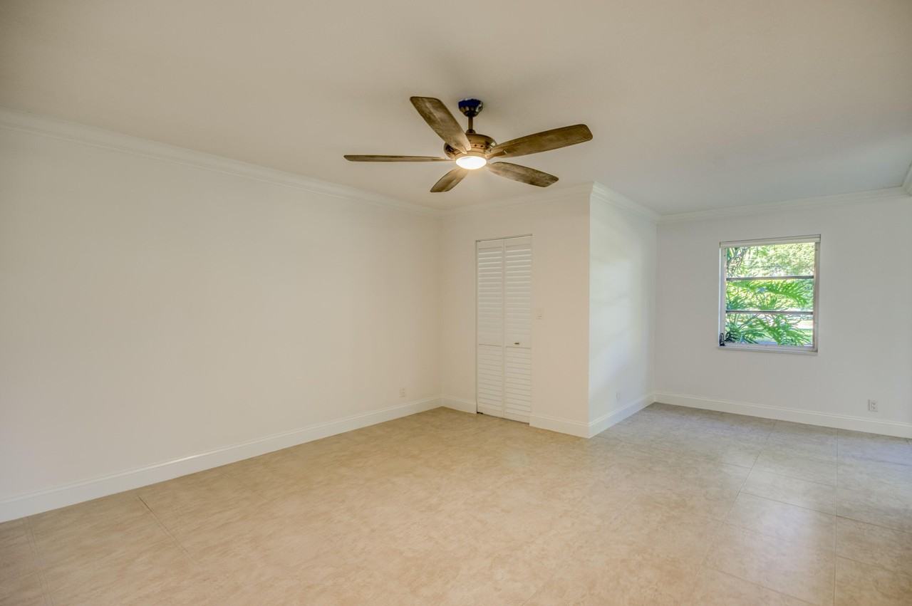 6865 Huntington Ln #105 - Photo 7 of 16
