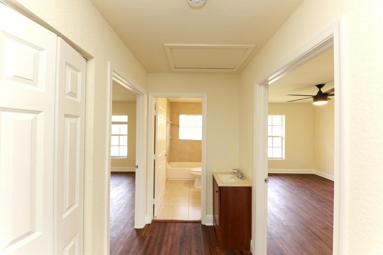 13342 87th St N #2ndFL - Photo 6 of 14