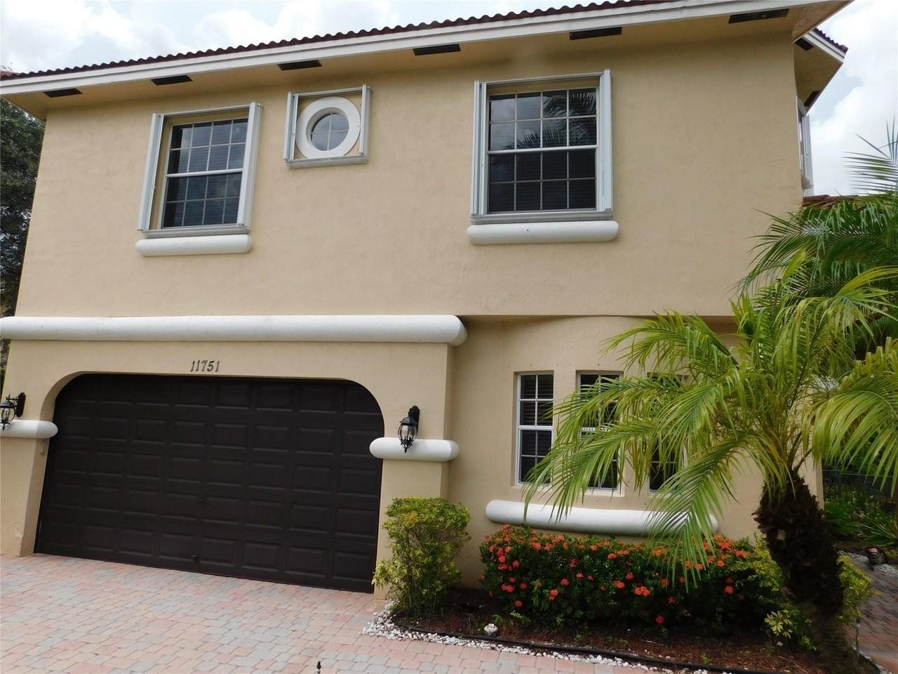 11751 Nw 1st St - Photo 4 of 50