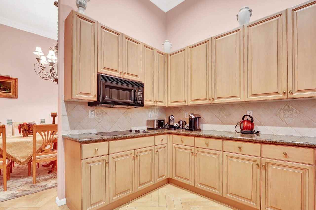 116 Palm Cir - Photo 7 of 39