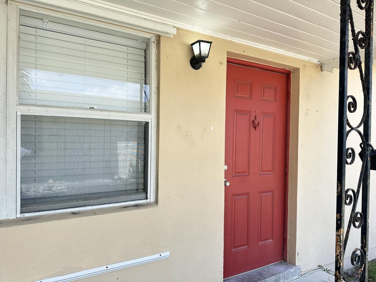 527 Puritan Rd #2 - Photo 2 of 13