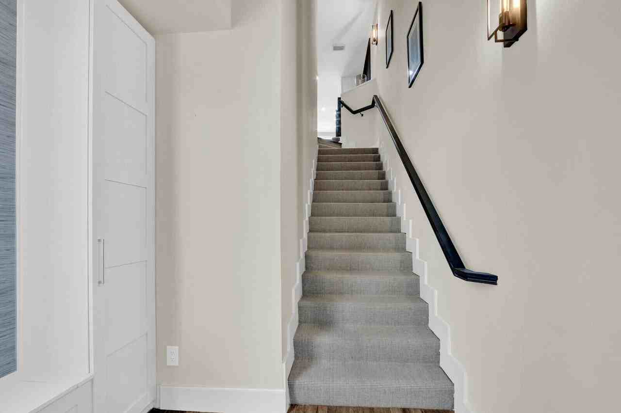 1506 Mizzenmast Way - Photo 7 of 40