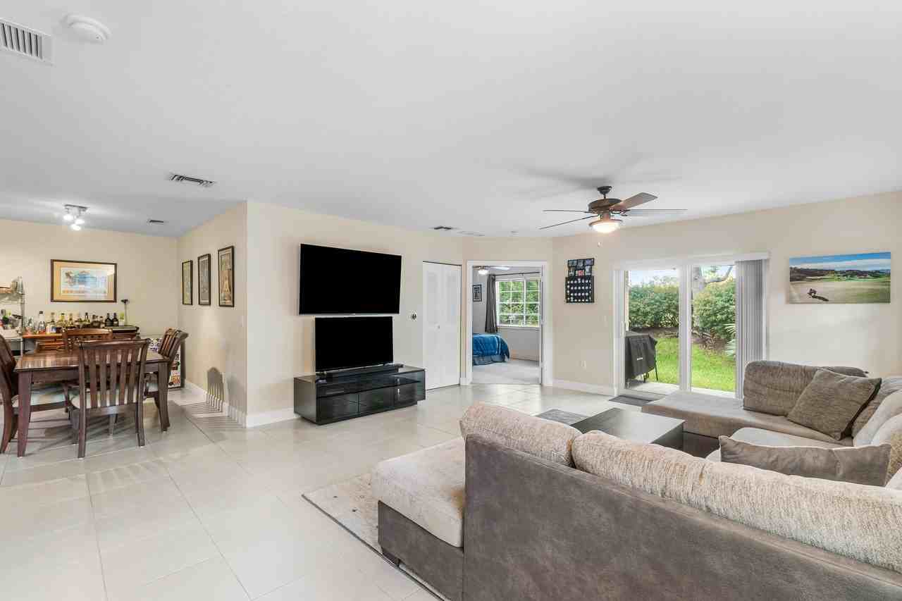 6719 Old Farm Trl - Photo 5 of 37