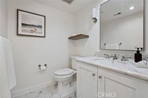 featured image of 4372 Park Vicente