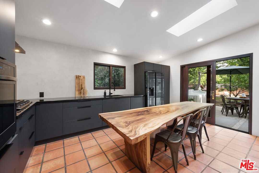 1362 Old Topanga Canyon Rd - Photo 6 of 8
