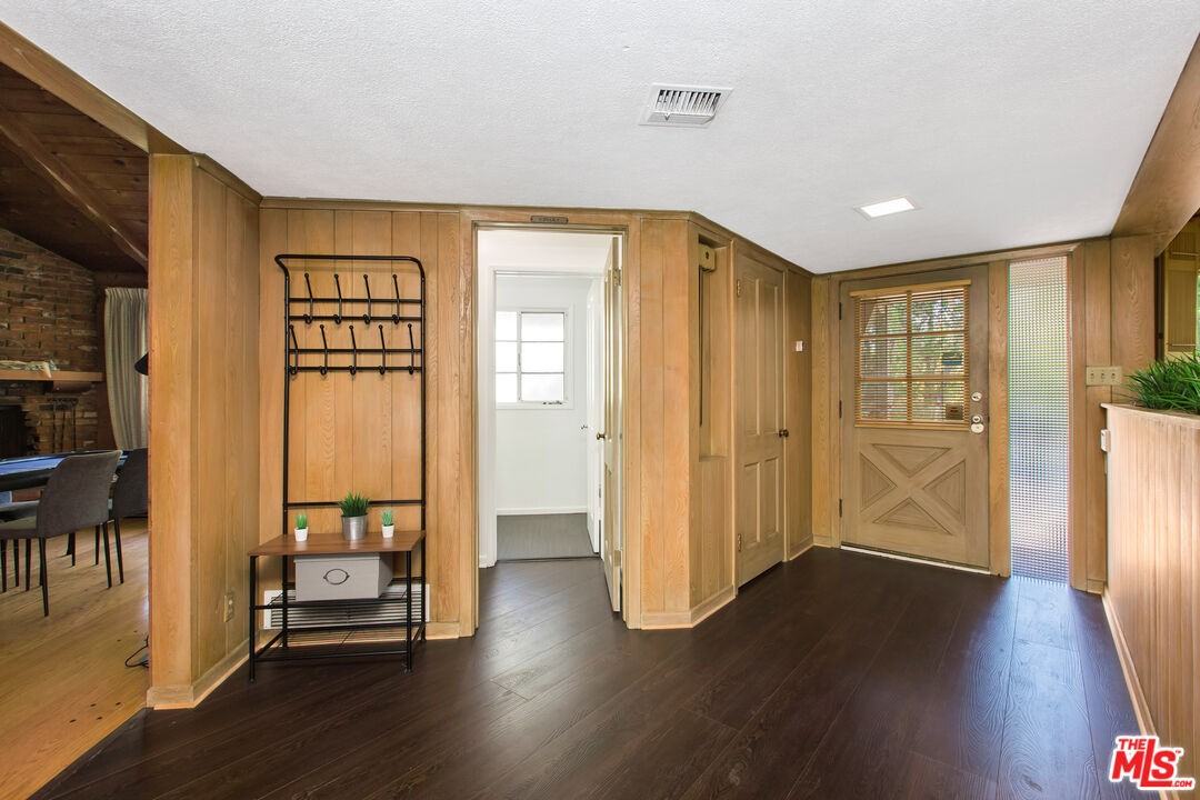 19471 Rosita St - Photo 7 of 8