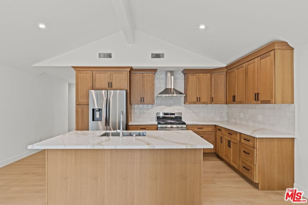17154 Rinaldi St - Photo 6 of 8
