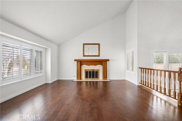 11861 Darby Ave - Photo 5 of 8