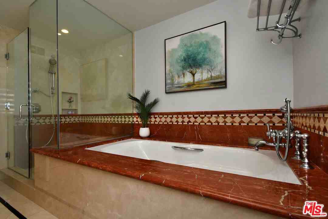 3635 Fawndale Pl - Photo 4 of 8