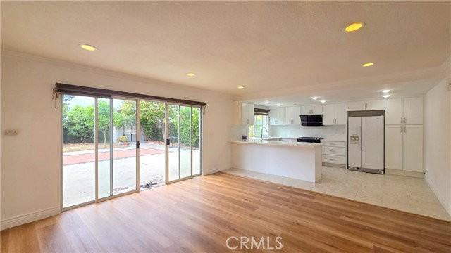 1514 Cronin Dr - Photo 5 of 8