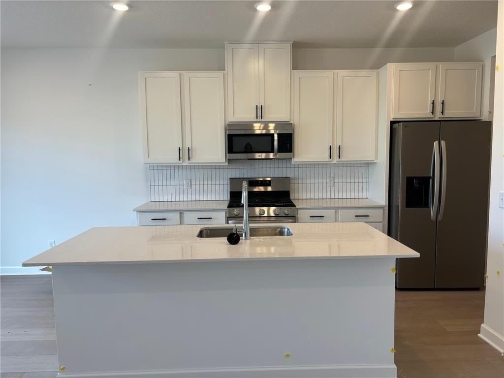 1075 Anmeadle Row - Photo 3 of 23