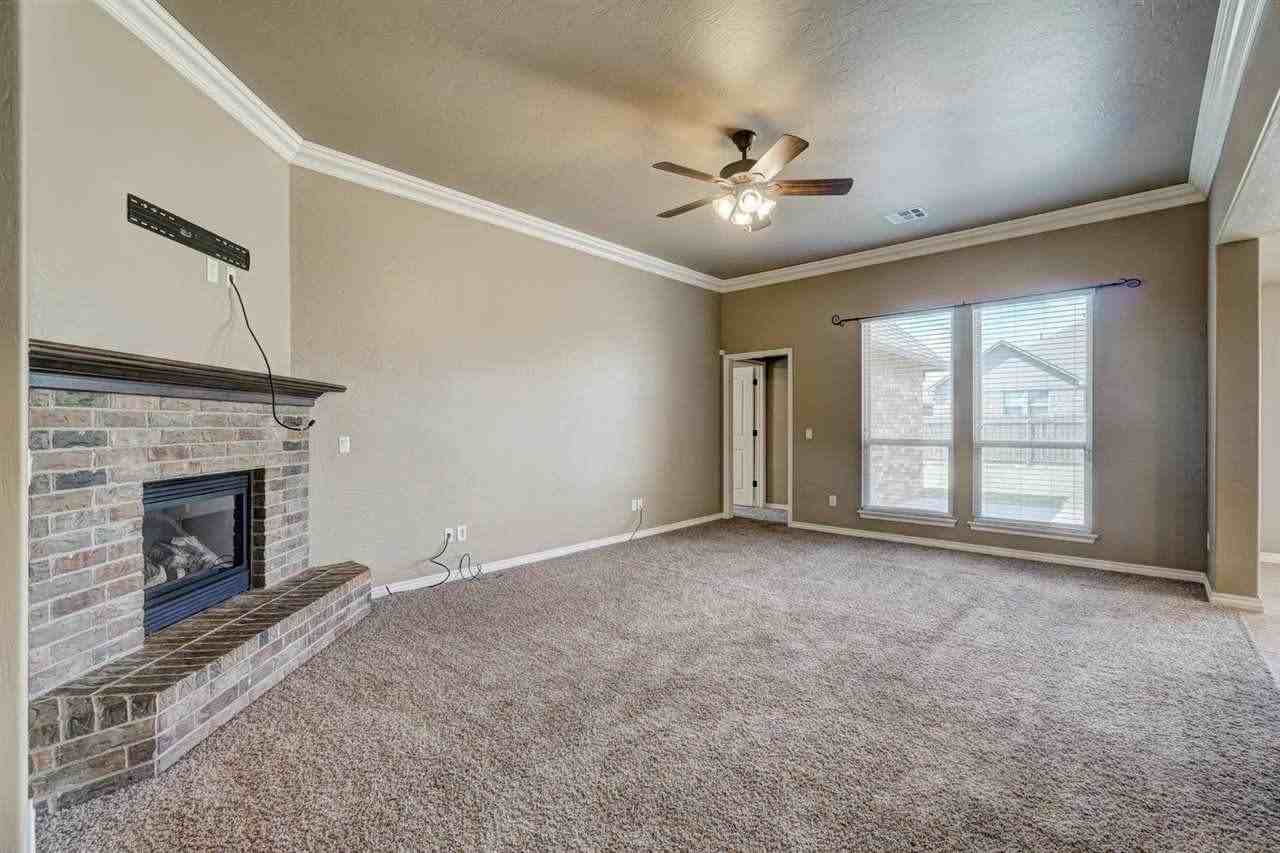 512 Topaz Ave - Photo 5 of 30