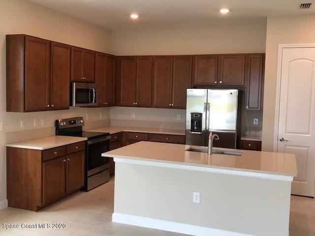 1703 Great Belt Cir - Photo 5 of 44