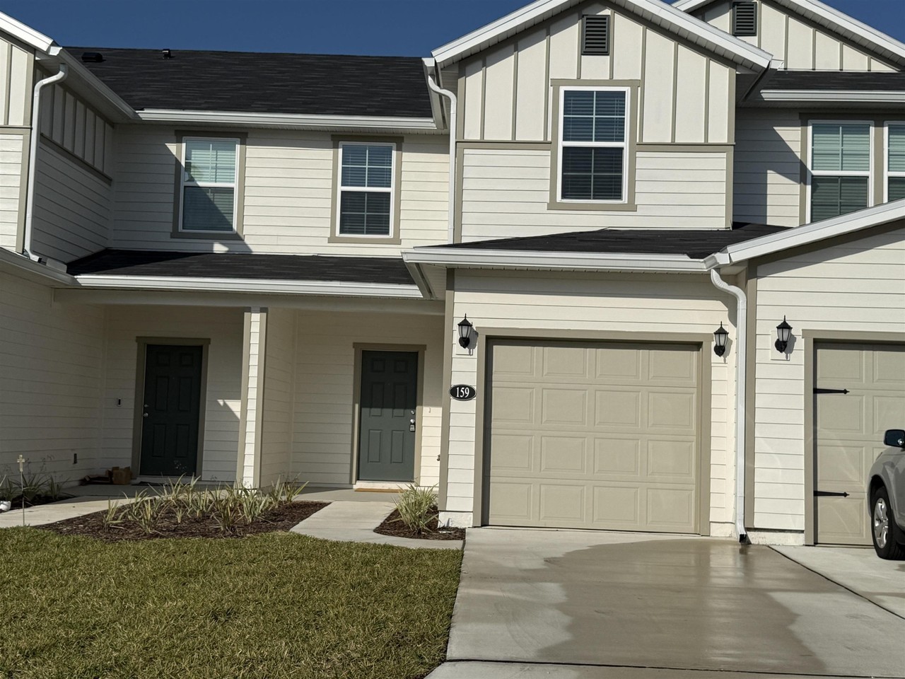 159 Beach Palm Ct - Photo 2 of 21