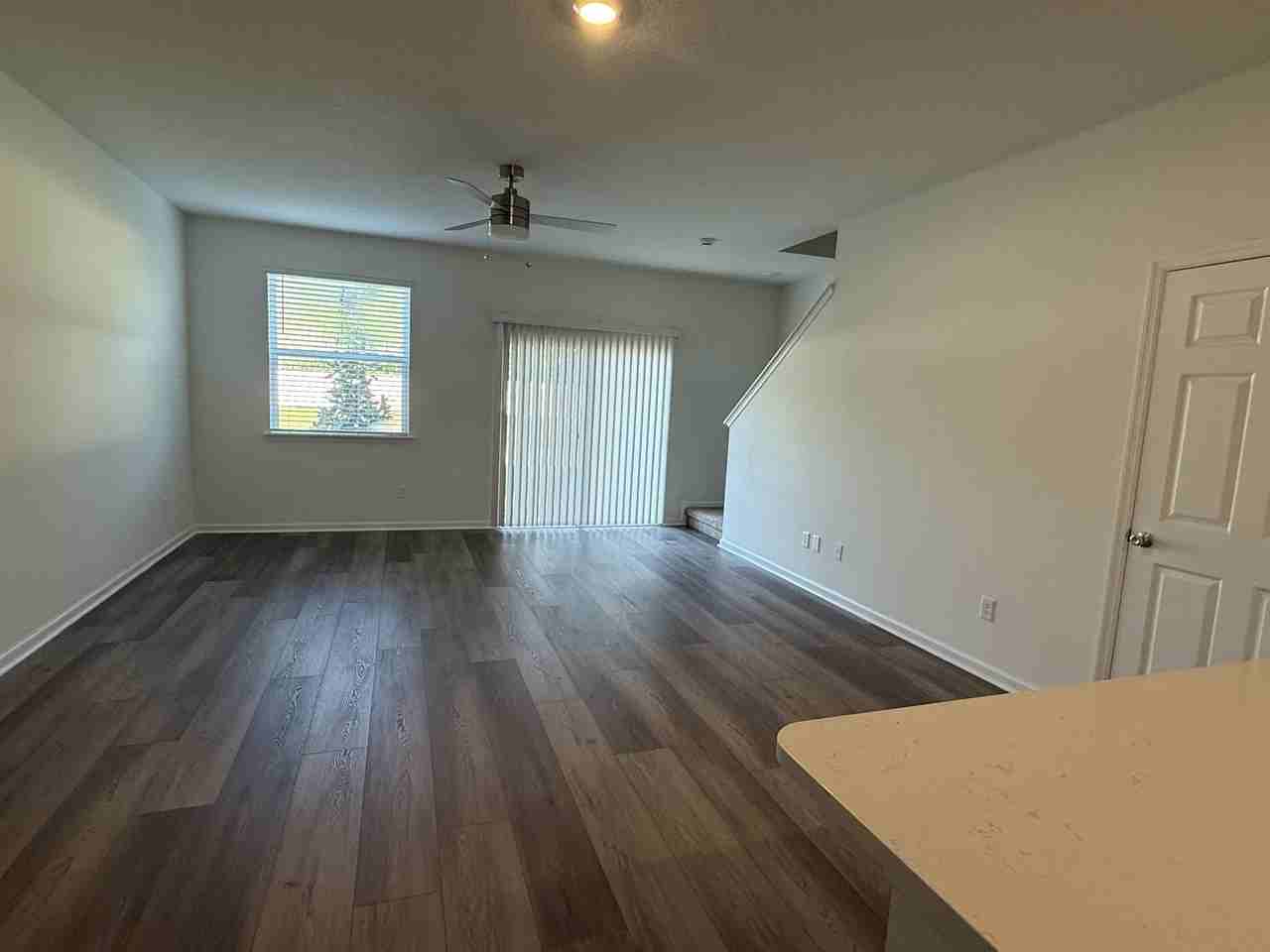 159 Beach Palm Ct - Photo 5 of 21