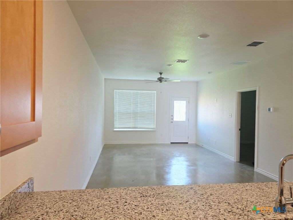 3805 Sugar Hackberry Trl #B - Photo 4 of 23
