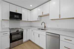 featured image of 2 Melrose St #2