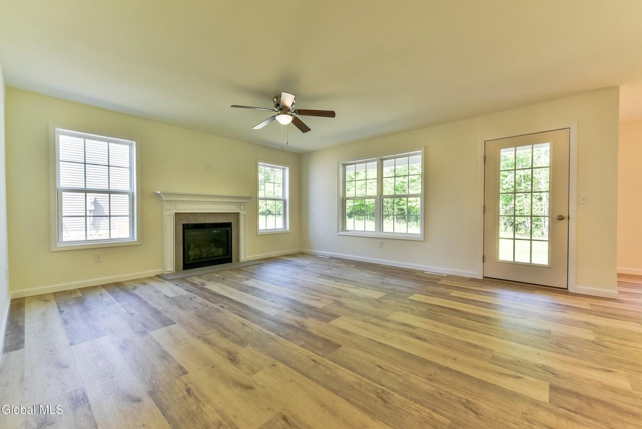 74 Seashore Way - Photo 3 of 37