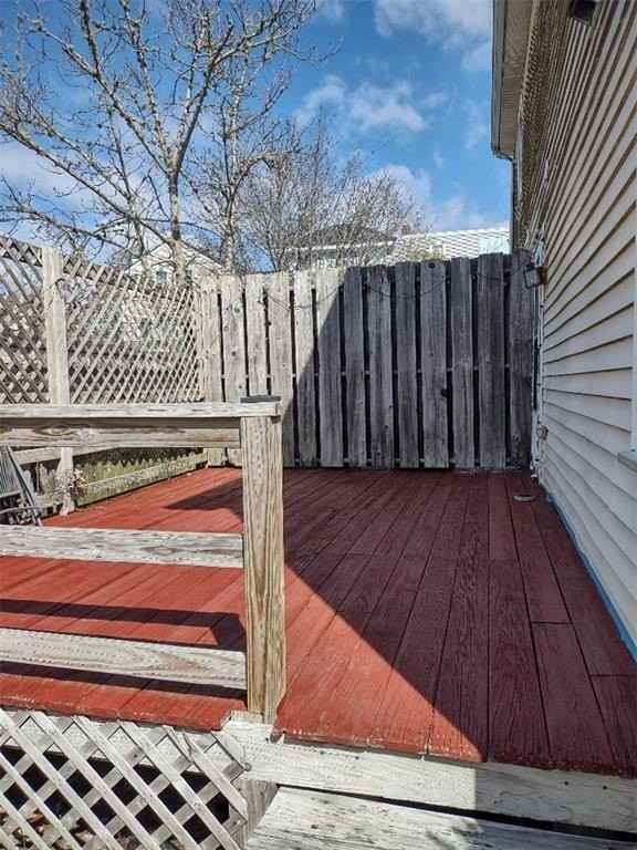 27 Weaver Ave #A - Photo 2 of 6