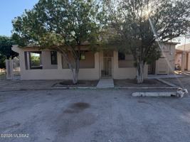 featured image of 345 E Teton Rd #2