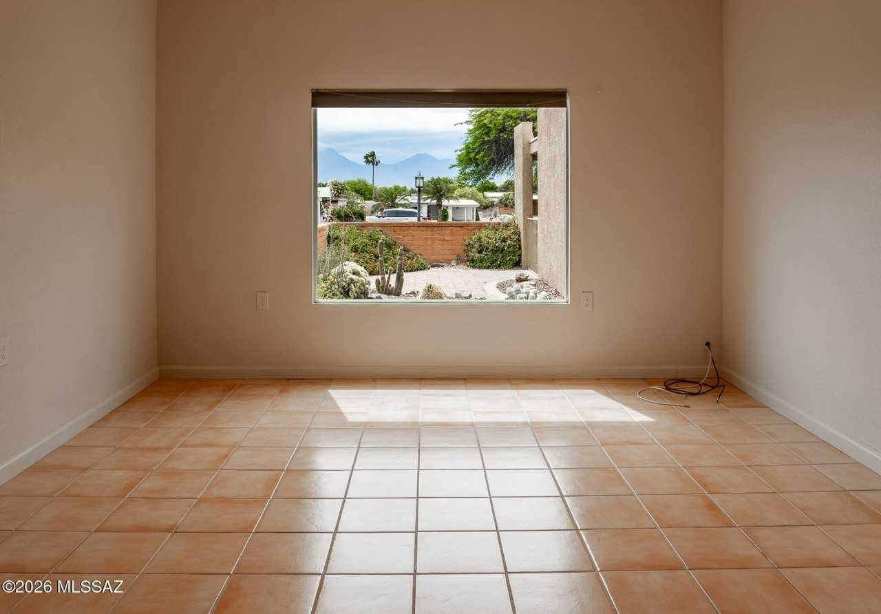 724 W Rio San Pedro - Photo 4 of 22
